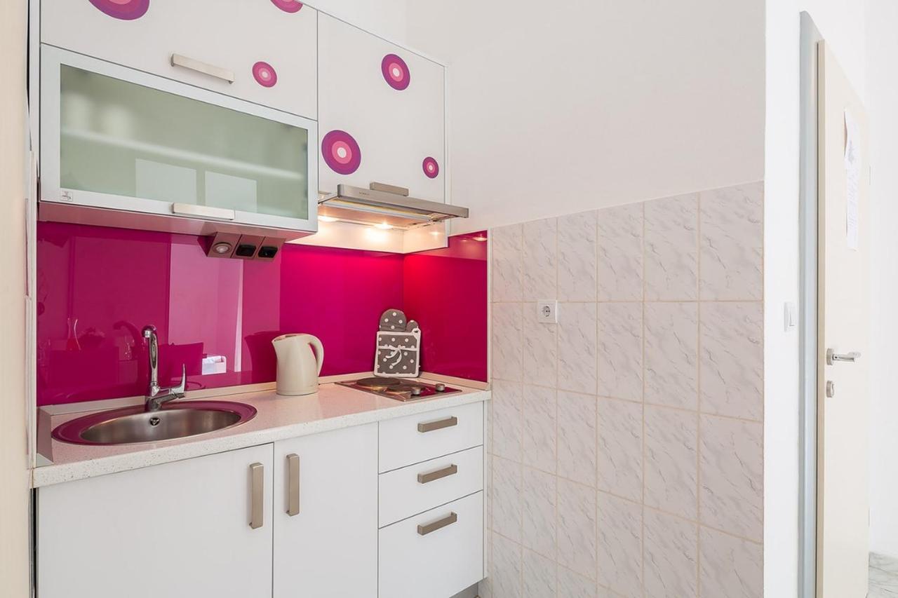 Apartmani Kastelancic Подстрана Экстерьер фото