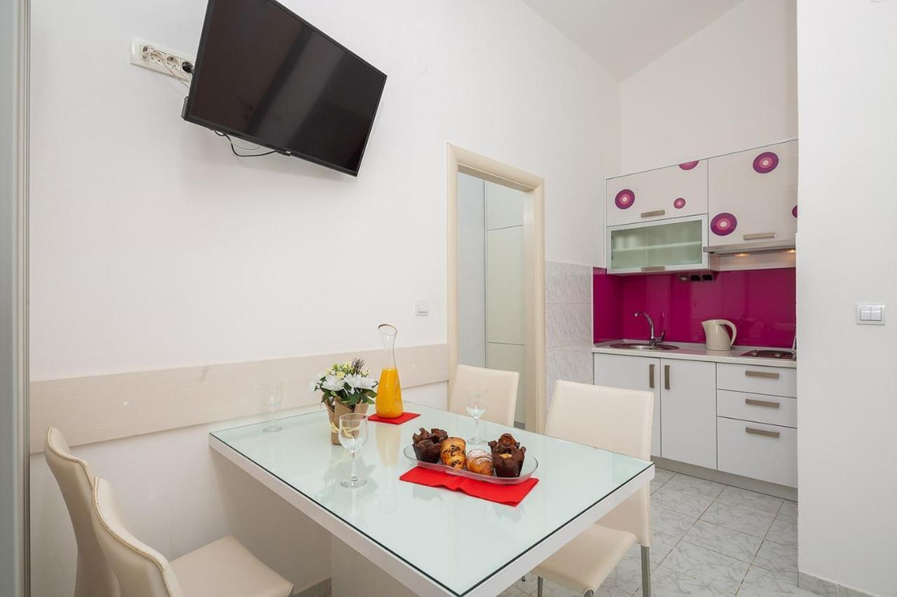 Apartmani Kastelancic Подстрана Экстерьер фото