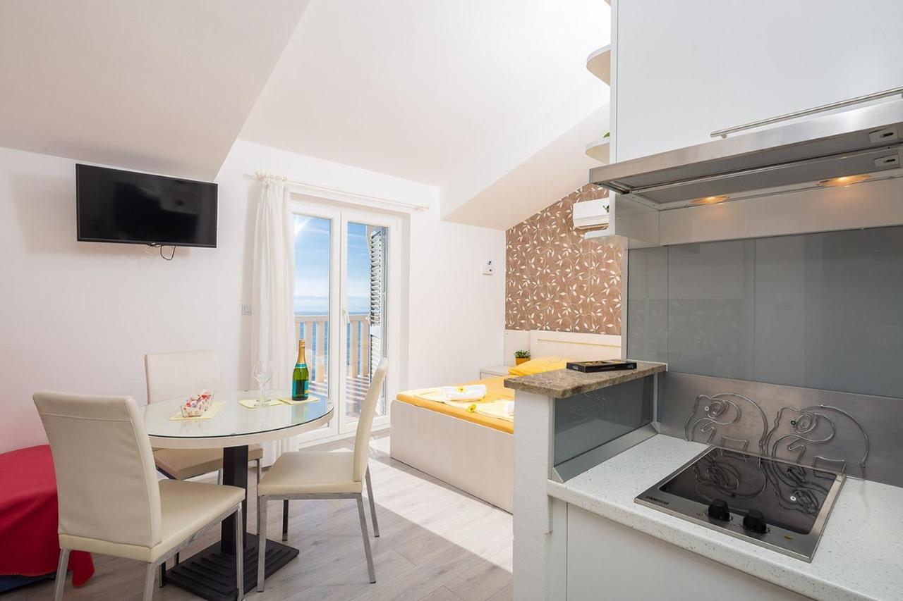 Apartmani Kastelancic Подстрана Экстерьер фото