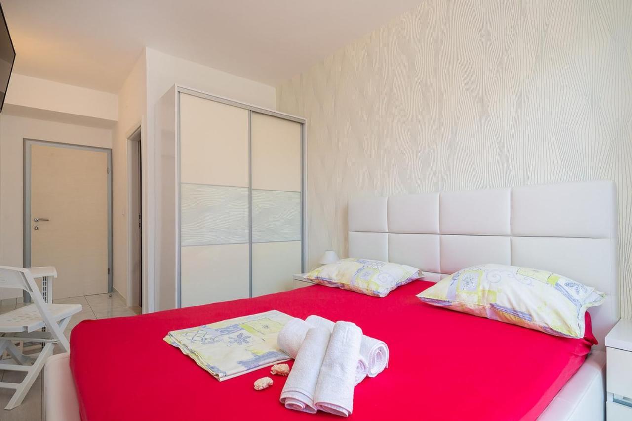 Apartmani Kastelancic Подстрана Экстерьер фото