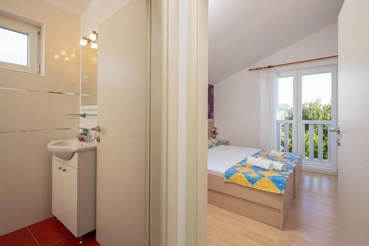 Apartmani Kastelancic Подстрана Экстерьер фото