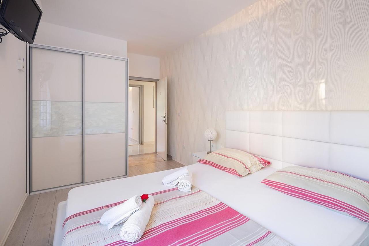 Apartmani Kastelancic Подстрана Экстерьер фото
